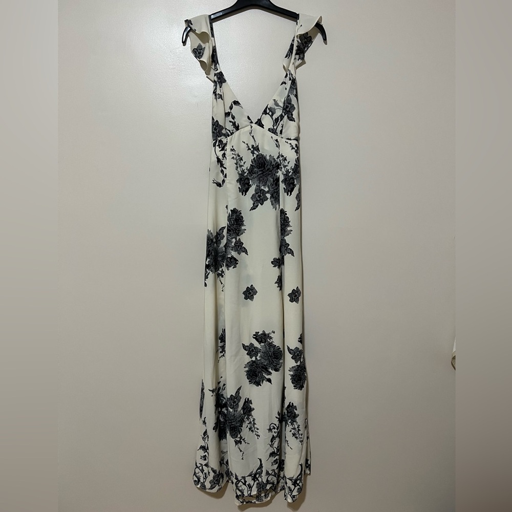 Floor length floral elegant dress